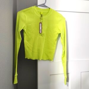 Skims cotton rib long sleeve crop henley in daffodil